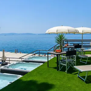 Via Mare Luxury クロアチア